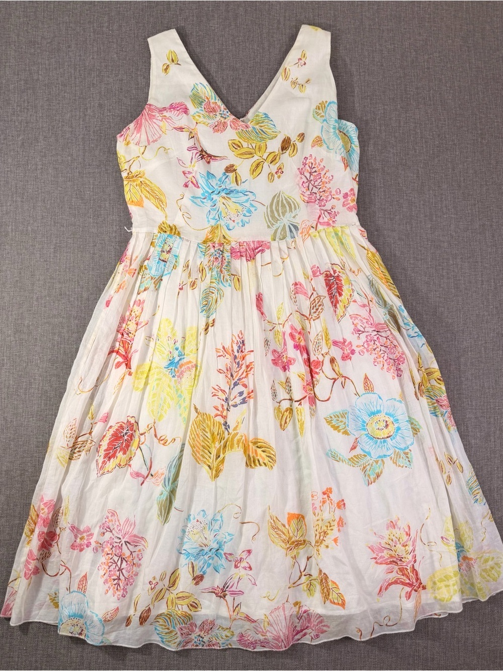 Nougat London Cream Floral V-Neck Dress with Pink Yellow Blue Flowers size 1
